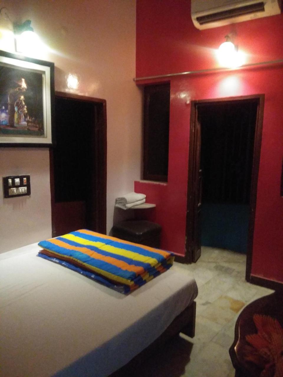 Shiva Guest House Varanasi Exterior foto